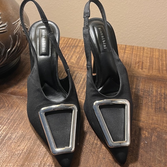 NWOB $98 MSRP Gianni Bini “Jalen” Slingback Pumps – Multiple Sizes - Picture 2 of 10